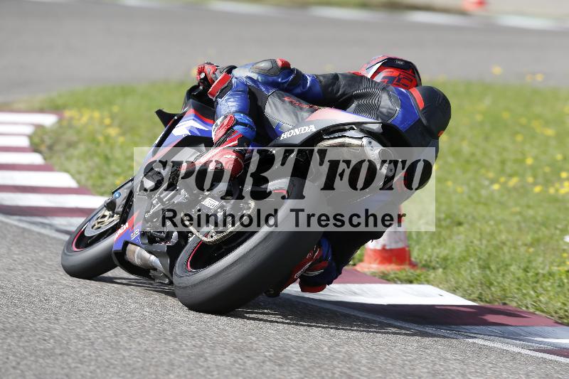 /Archiv-2025/53 16.09.2025 Track Day Domi Aegerter ADR/Gruppe gruen/65
